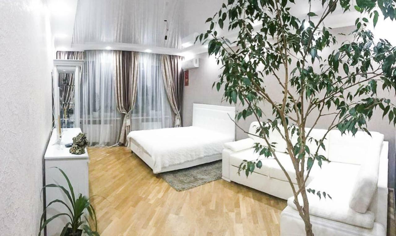 Rent-Kiev Apartment on LuxKlavdievskaya Eksteriør bilde