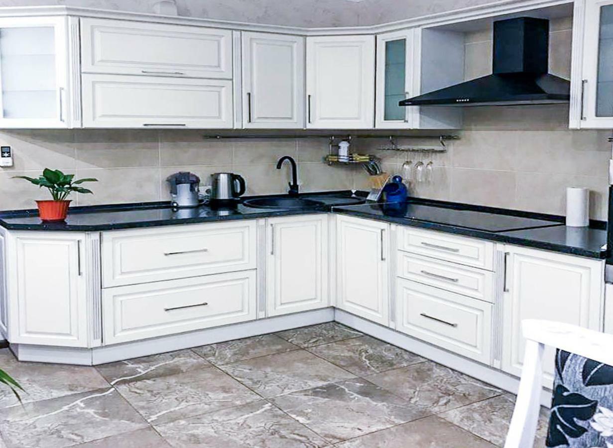 Rent-Kiev Apartment on LuxKlavdievskaya Eksteriør bilde